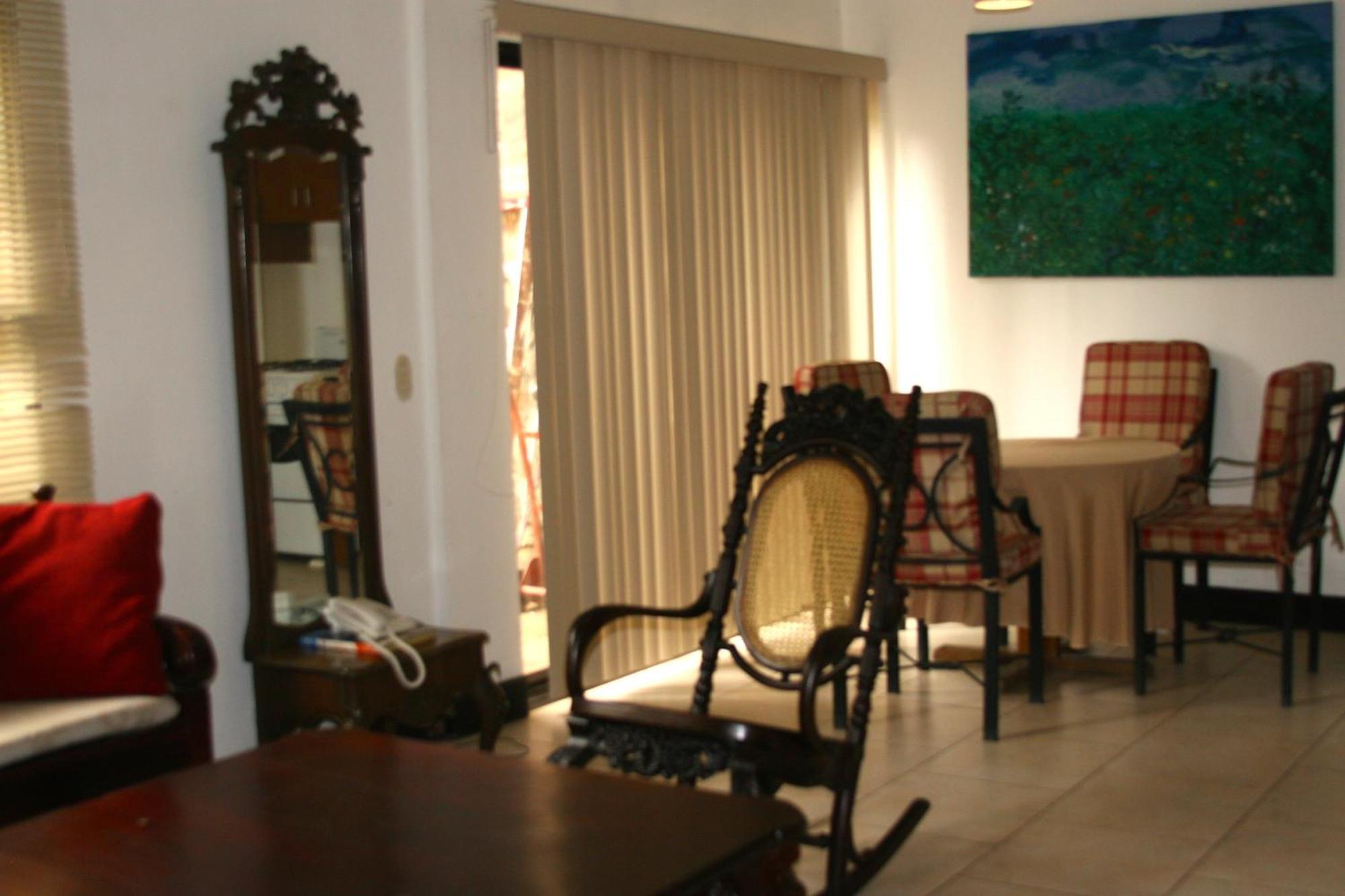 La Posada Del Arcangel Managua Szoba fotó
